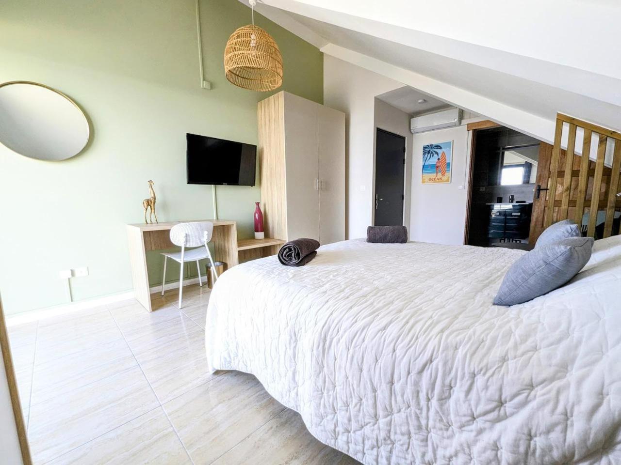 Studio Dauphin - Plage De Saint-Pierre Luaran gambar